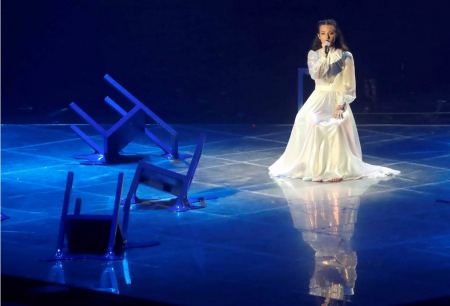 Τελικός Eurovision 2022: Μάγεψε η Αμάντα Γεωργιάδη με το Die Together