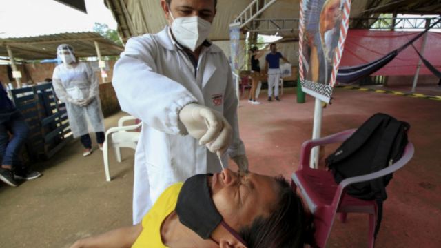 Βραζιλία: Κοντά στους 500.000 οι νεκροί - Μόλις το 11% έχει εμβολιαστεί πλήρως