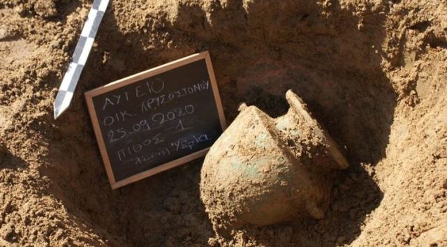 Σημαντική αποκάλυψη σε ανασκαφή στην Ηλεία: Βρέθηκαν οκτώ τάφοι της αρχαίας Ήλιδος