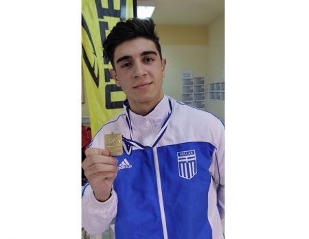 Ο Λαμιώτης Δημήτρης Μαντές θα εκπροσωπήσει την Ελλάδα στο παγκόσμιο πρωτάθλημα Kick boxing