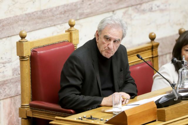 Εκπίπτει από αντιπρόεδρος της Βουλής ο Σπύρος Λυκούδης