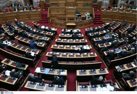 Βουλή: Πότε ψηφίζονται προϋπολογισμός, μίνι ασφαλιστικό και νομοσχέδιο για παρακολουθήσεις