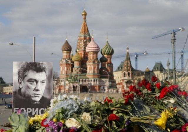 Νέες συλλήψεις για το φόνο του Νεμτσόφ – Νεκρός ένας καταζητούμενος