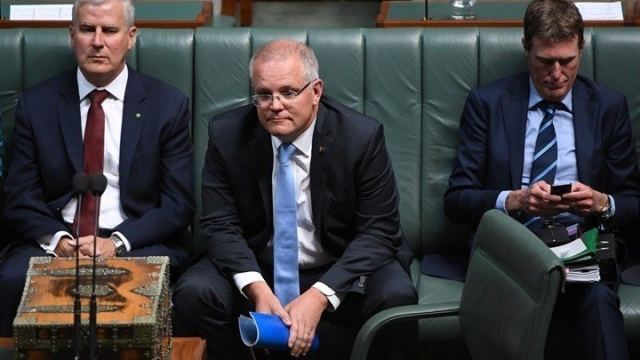 Σκάνδαλο στην Αυστραλία: Κατήγγειλε τον βιασμό της μέσα στη Βουλή - Η συγγνώμη του πρωθυπουργού