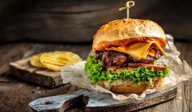 5.000 δολάρια για το πιο ακριβό burger στον κόσμο