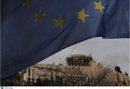 Οίκος αξιολόγησης R&amp;I: Στην επενδυτική βαθμίδα η Ελλάδα -Οι 6 εξελίξεις που οδήγησαν στην αναβάθμιση