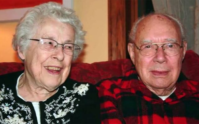 Έζησαν μαζί μια ζωή, δεν τους χώρισε ούτε οι κορωνοϊός: Ζευγάρι ηλικιωμένων πέθανε με λίγες ώρες διαφορά