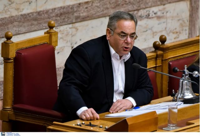 Ο βουλευτής του ΚΚΕ, Γιώργος Λαμπρούλης πήγε εθελοντής σε νοσοκομείο, αλλά έφυγε άπραγος