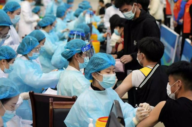 Κορωνοϊός: Η Κίνα εξετάζει το ενδεχόμενο συνδυασμού εμβολίων για να αυξήσει την αποτελεσματικότητά τους