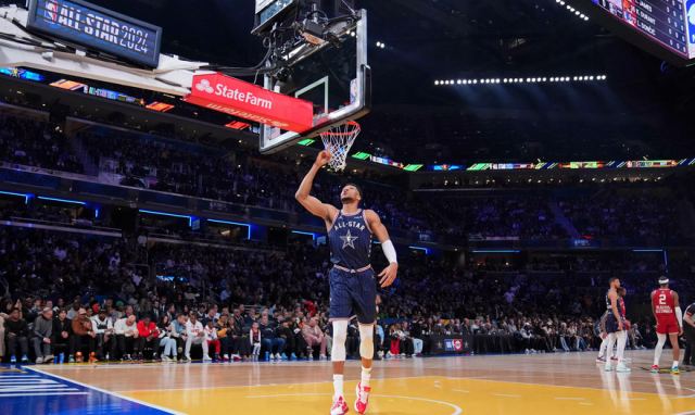Ο Γιάννης Αντετοκούνμπο «άγγιξε» την πρώτη 10άδα των σκόρερ στα All Star Game του NBA