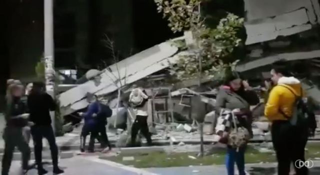 Σεισμός στην Αλβανία: Κατέρρευσαν πολυκατοικίες από τα 6,4 Ρίχτερ
