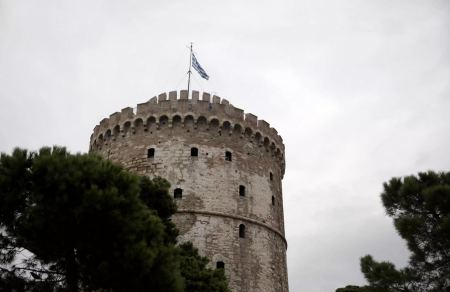 Μπαίνει στο «κόκκινο» η Θεσσαλονίκη: Τα μέτρα που προβλέπονται - Η πρόταση για τις δημόσιες υπηρεσίες