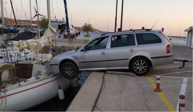 Σύρος: Αυτοκίνητο τράκαρε με ιστιοπλοϊκό σκάφος στη μαρίνα
