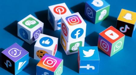 «Επικίνδυνα για τους νέους τα social media» - Ο αρχίατρος των ΗΠΑ προειδοποιεί