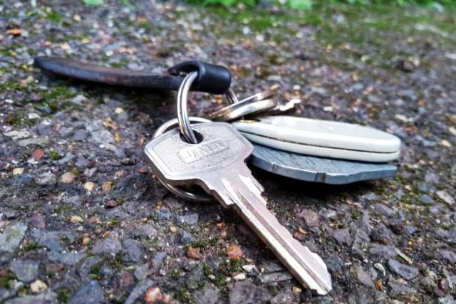 Χάθηκαν κλειδιά από μηχανάκι Honda και σπιτιού μαζί με τηλεκοντρόλ συναγερμού