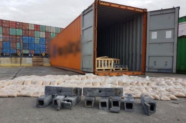 Εκατομμύρια χάπια «captagon» για τζιχαντιστές σε κοντέινερ στο λιμάνι του Πειραιά!