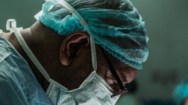 Γιατρός του Βενιζελείου διαγνώστηκε θετικός επιστρέφοντας από άδεια