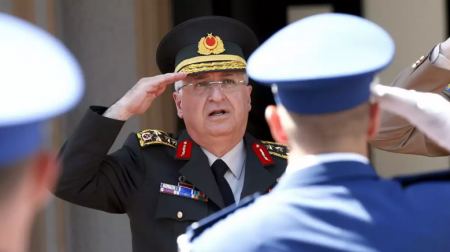 Δεν αλλάζει στάση η Τουρκία: «Θα υπερασπίσουμε την Γαλάζια πατρίδα», είπε ο νέος υπουργός Άμυνας