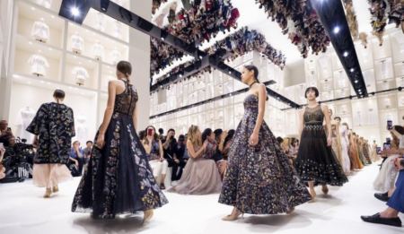 Οίκος Dior: Στην Αθήνα θα παρουσιάσει τη νέα του κολεξιόν «Croisière 2022»
