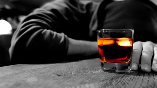 Το... τσούζουν οι Βούλγαροι: 600 εκατ. ευρώ ετησίως για αλκοόλ