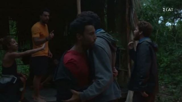 Survivor: Καβγάς μεταξύ Σάκη, Τζέιμς και Νίκου - Λίγο έλειψε να πιαστούν στα χέρια - ΒΙΝΤΕΟ