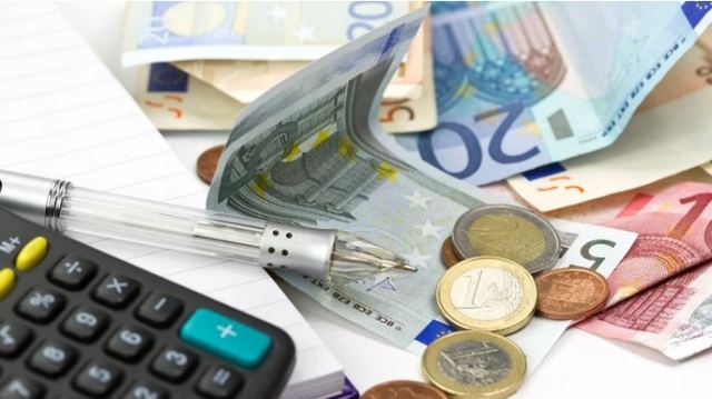Σταϊκούρας: Μείωση ΕΝΦΙΑ κατά 50 έως 60 εκατ. ευρώ - Φόρος εισοδήματος σε 8 δόσεις από Ιούλιο
