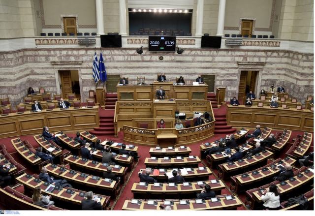Βουλή: Υπερψηφίστηκε το νομοσχέδιο για την επέκταση των 12 ναυτικών μιλίων