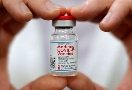 Εμβόλιο Moderna: Αίτημα στον FDA για τέταρτη δόση σε όλους τους ενήλικες