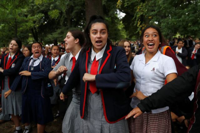 Νέα Ζηλανδία: Ο συγκινητικός χορός μαθητών προς τιμήν των θυμάτων του μακελάρη