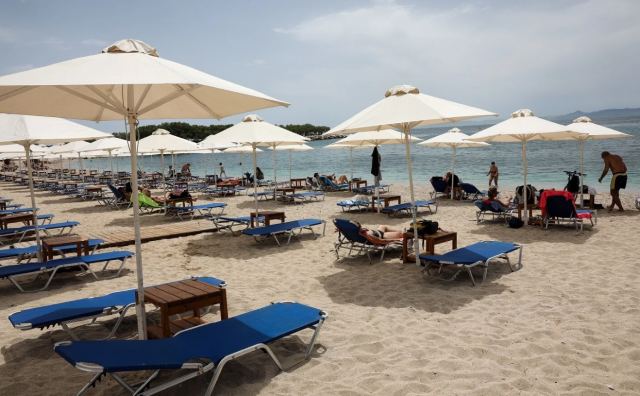 Καταγγελία για beach bar στη Χαλκιδική– Απαγόρευσαν σε γονείς να ταΐσουν το παιδί τους με δικό τους φαγητό