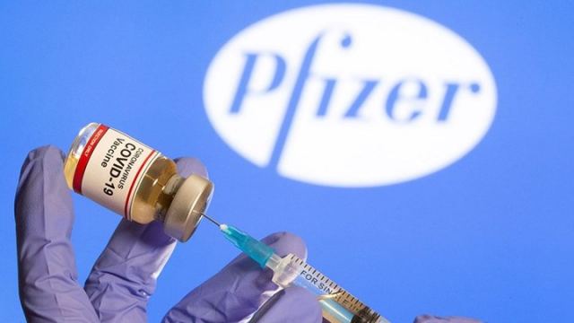 Η Pfizer μείωσε τις παραδόσεις εμβολίων έως 50% σε ευρωπαϊκές χώρες