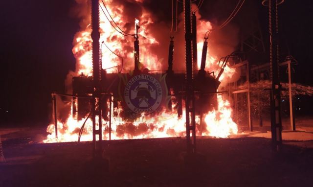 Μεγάλη φωτιά στον υποσταθμό της ΔΕΗ στο Μοσχοχώρι Λάρισας