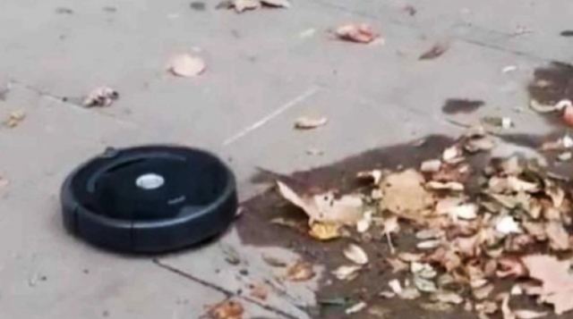 Απίστευτο περιστατικό: Σκούπα ρόμποτ «έφυγε» από σπίτι οικογένειας και έκανε βόλτες στους δρόμους! (ΒΙΝΤΕΟ)