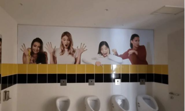 ΑΕΚ: Αντιδράσεις για τη διακόσμηση με εικόνες γυναικών στις ανδρικές τουαλέτες του νέου γηπέδου