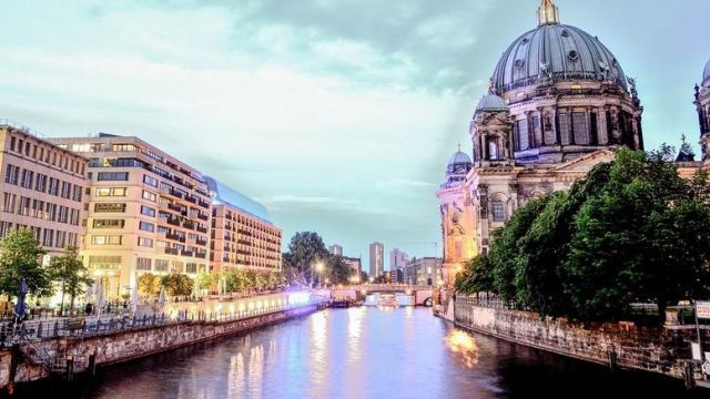 Το Βερολίνο παγώνει με νόμο τα ενοίκια για πέντε χρόνια