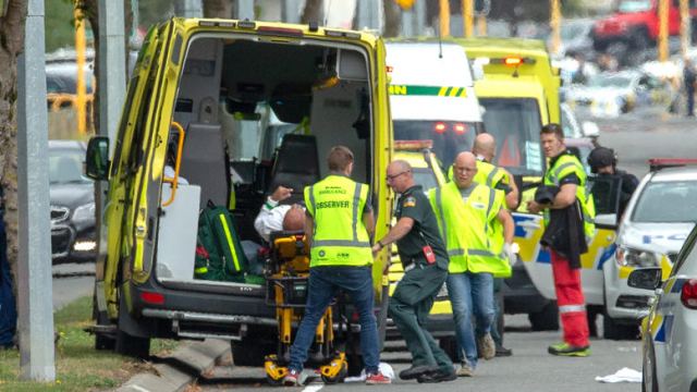Μακελειό στη Νέα Ζηλανδία: Επίθεση σε τζαμί με 40 νεκρούς
