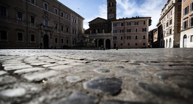 Κορονοϊός: «Μαύρο» ρεκόρ στην Ιταλία με 250 θανάτους σε μία ημέρα