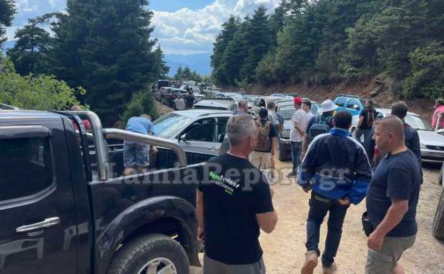 Ράλι Ακρόπολις: Χιλιάδες θεατές εγκλωβίστηκαν στα βουνά της Φθιώτιδας (BINTEO)