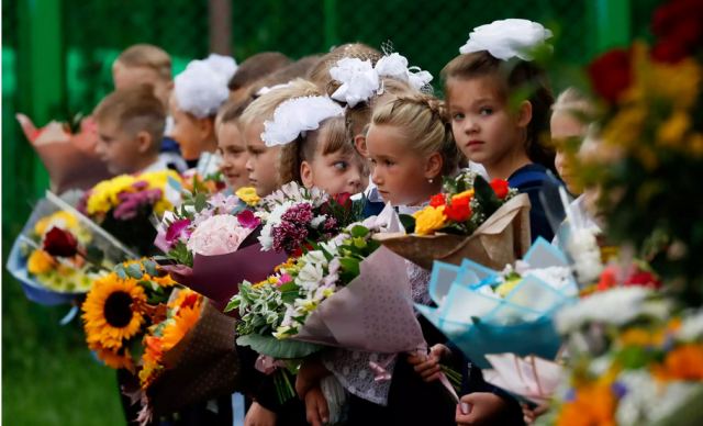 Ο κορωνοϊός κλείνει τα σχολεία της Μόσχας - Μέσα οι άνω των 65
