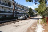 Καμένα Βούρλα: Ξεκίνησαν οι εργασίες αποκατάστασης εσωτερικής οδοποιίας
