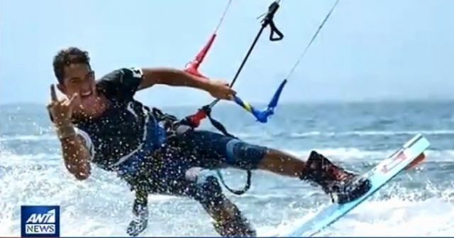 Θρήνος για τον αδικοχαμένο αθλητή του Kite Surf - ΒΙΝΤΕΟ