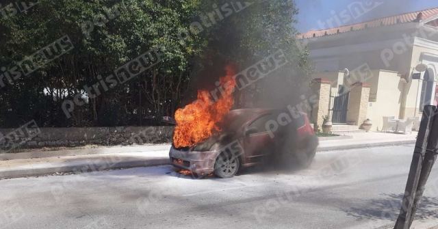 Τρόμος στον Πύργο: Αυτοκίνητο πήρε φωτιά εν κινήσει !