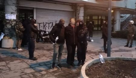 Eπιχείρηση εκκένωσης στο Αριστοτέλειο πανεπιστήμιο - 33 προσαγωγές από την αστυνομία