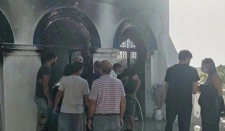 Αστυπάλαια: Φωτιά την ώρα της Θείας Λειτουργίας προκάλεσε σοβαρές ζημιές στην Παναγία Πορταΐτισσα