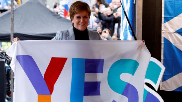Σκωτία: Πορεία για την ανεξαρτησία - Παρούσα η πρωθυπουργός (φωτό)