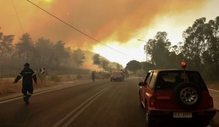 Πολιτική Προστασία: Alert από το 112 σε Κρήτη και Ρόδο για κίνδυνο πυρκαγιάς