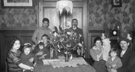 Το πρώτο δέντρο με λαμπάκια πριν από 140 χρόνια - Πώς ο Τόμας Έντισον «δημιούργησε» τα Χριστούγεννα
