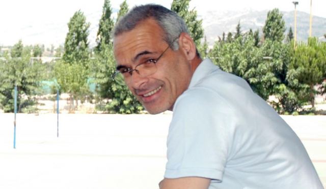 Πέθανε ο γνωστός δημοσιογράφος Κώστας Μπατής