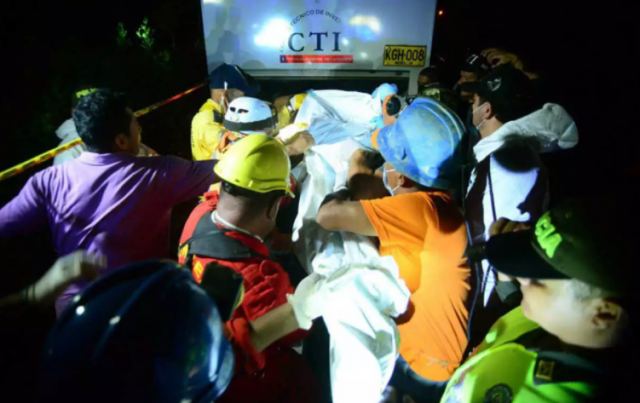 Κολομβία: Αγώνας δρόμου για 14 εργάτες - Θάφτηκαν σε βάθος 180 μέτρων!