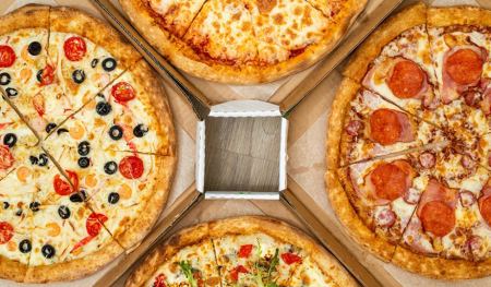 Γιατί οι στρογγυλές πίτσες τοποθετούνται σε τετράγωνα κουτιά;